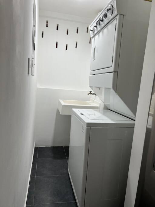Apartment Casa 11 *